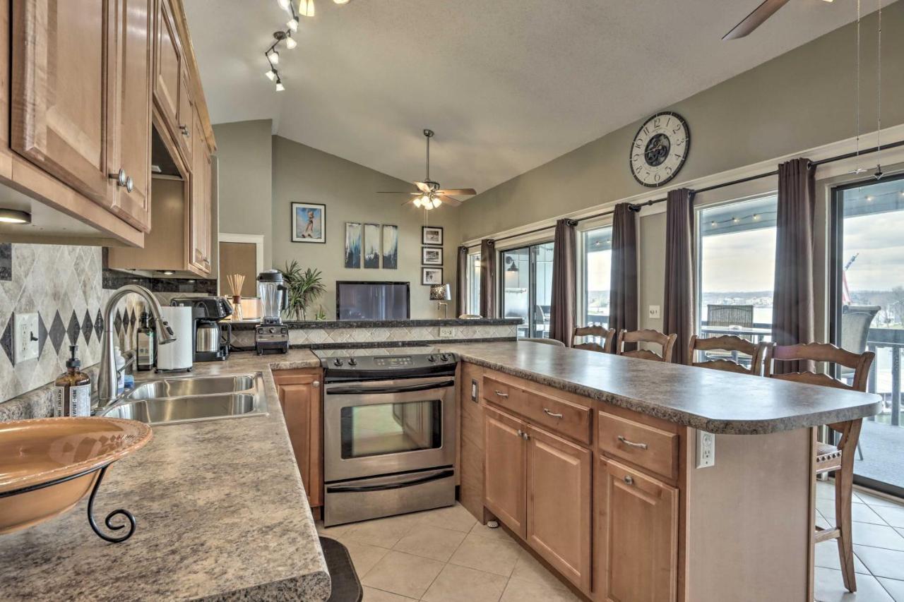 Osage Beach Condo With Lake Of The Ozarks Views Exterior foto